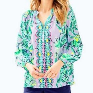 Lilly Pulitzer Elsa Preppy Coastal 100% Silk Lightweight Business Casual Blouse